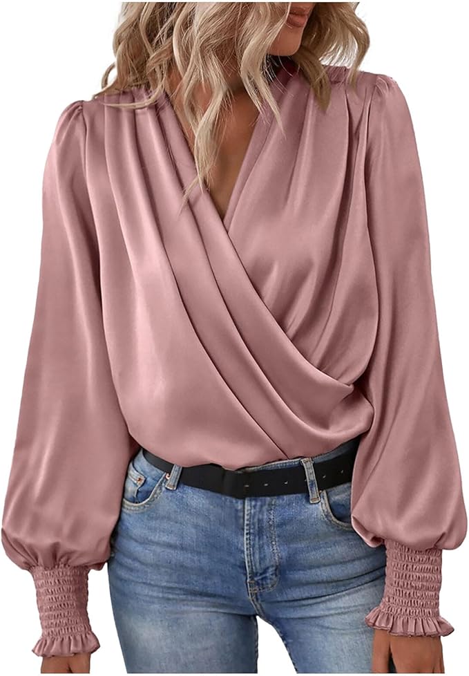 Elara | Elegant blouse with V-neck